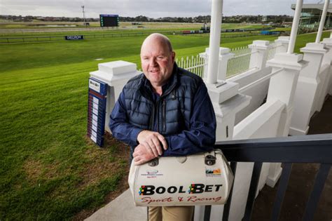 Racing: Stepping back in the ring .